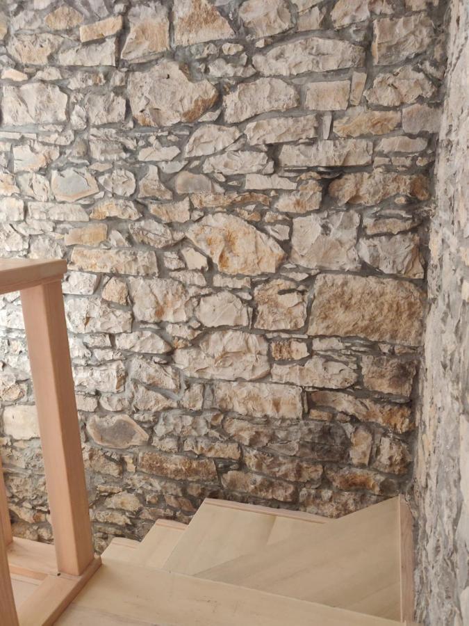 Small House In Vipava Valley ภายนอก รูปภาพ